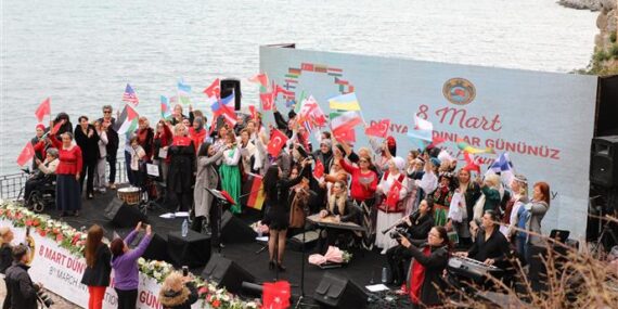 ALANYA BELEDİYESİ 8 MART’TA 80 ÜLKEDEN KADINLARI BİR ARAYA GETİRDİ