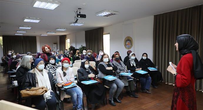 ALANYA BELEDİYESİ ALANYALI KADINLARI SEMİNERDE BULUŞTURDU