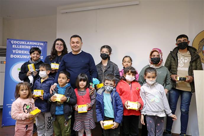 ALANYA BELEDİYESİ DİYABETLİ ÇOCUKLARA ÜCRETSİZ SENSÖRLÜ GLİKOZ ÖLÇÜM CİHAZI DAĞITTI