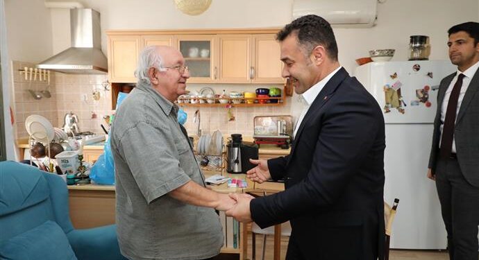 Başkan Yücel’den yaşlılar haftası ziyareti