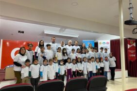 ÖĞRENCİLERE ÇEVRE BİLİNCİ AŞILANIYOR