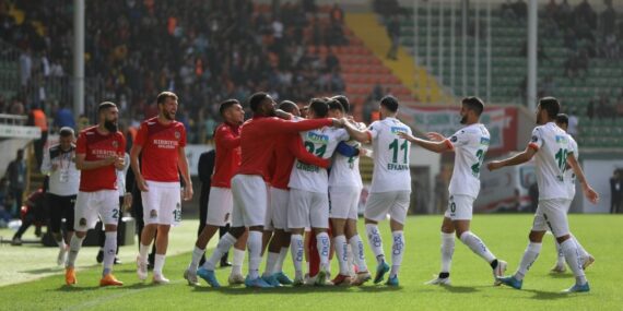 Alanyaspor Rizespor’u 2-1 yendi