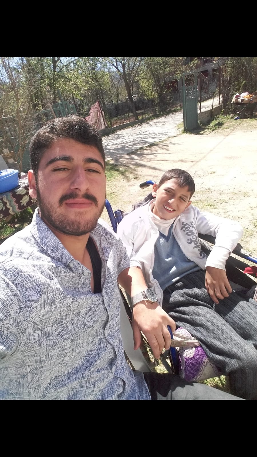 GÜREŞÇİMİZ, KARDEŞİ İÇİN YARDIM BEKLİYOR