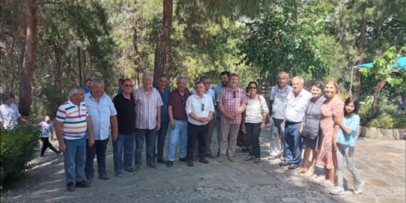 CHP Mahmutlar’da buluştu