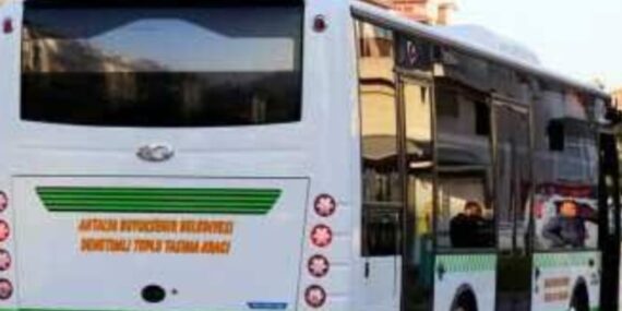 Alanya’da içinde yolcu dolu otobüsün şoförü alkollü yakalandı