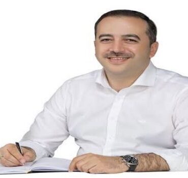 altsoda-tecrubeli-aday-tunahan-toksoz-1653129015