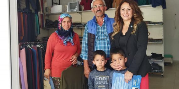 Meryem Aydoğan Çayarası esnafını ziyret etti