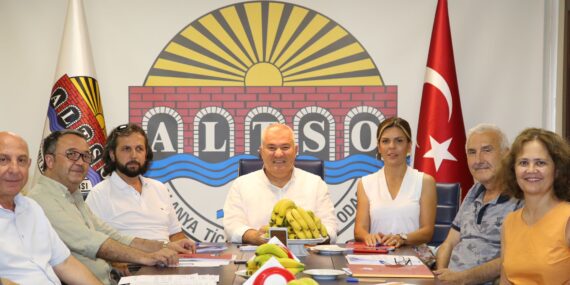 ŞAHİN’DEN MÜJDE: ALANYA MUZU TESCİLLENDİ