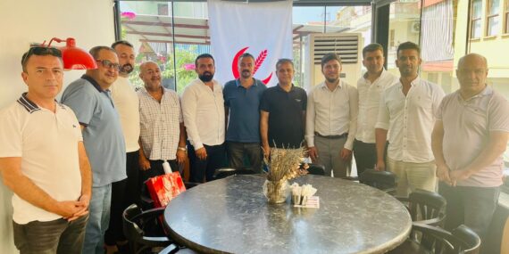 Yeniden Refah Partisi Alanya İlçe Yönetimi basınla bir araya geldi
