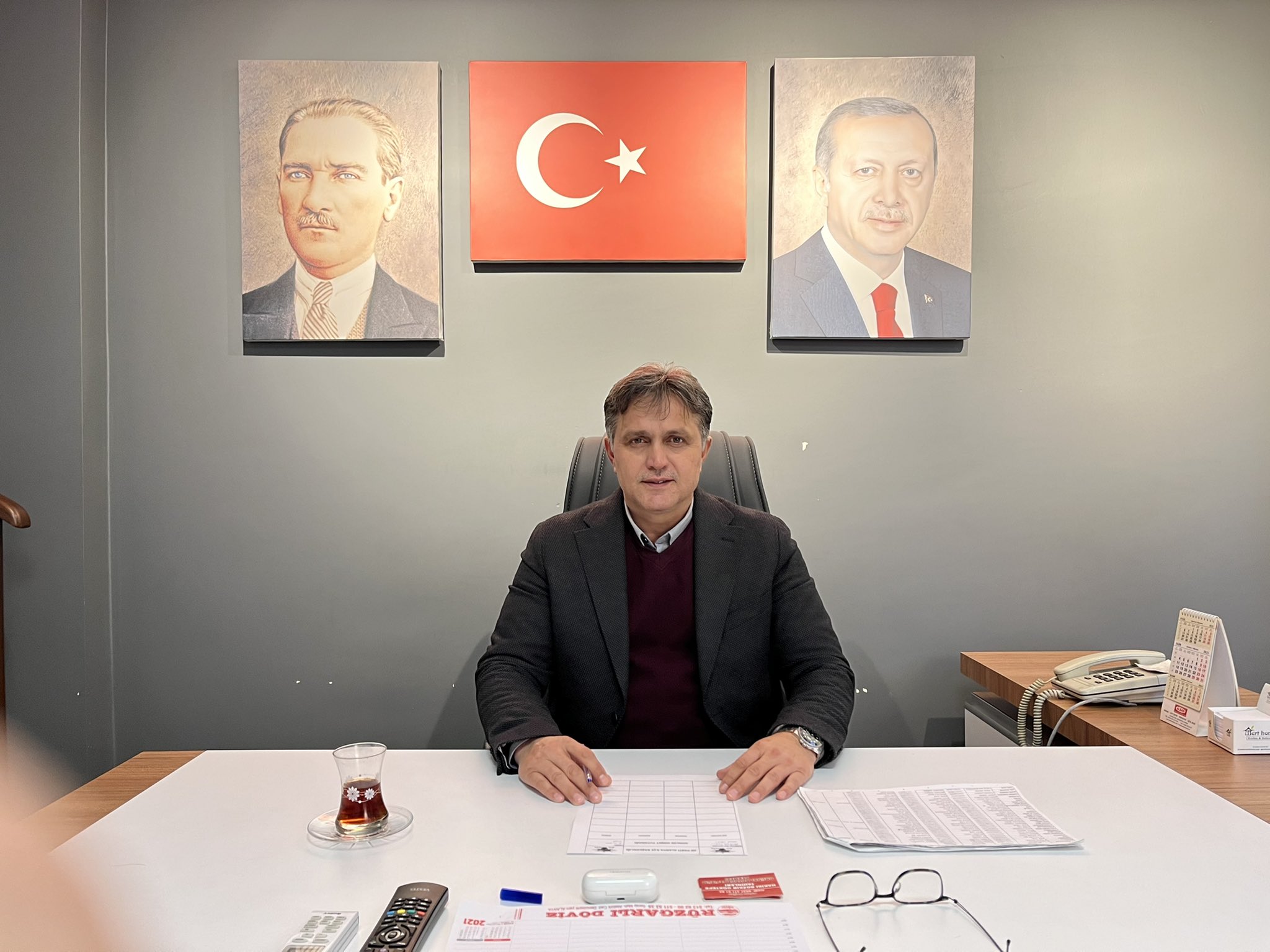 Konut Cami’den uzaklaştı!