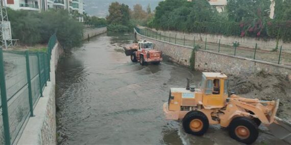 ALANYA BELEDİYESİ’NİN KIŞ HAZIRLIKLARI MERKEZ VE KIRSALDA DEVAM EDİYOR