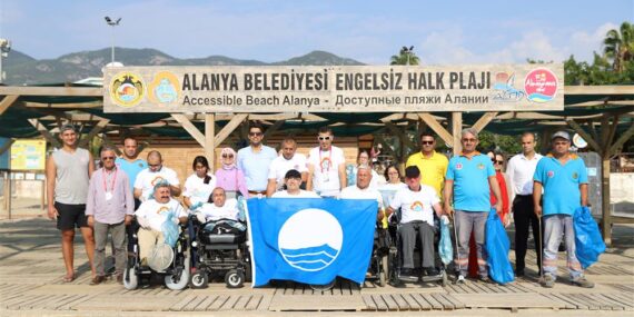 ALANYA BELEDİYESİ ENGELSİZ HALK PLAJI’NDA ANLAMLI ETKİNLİK