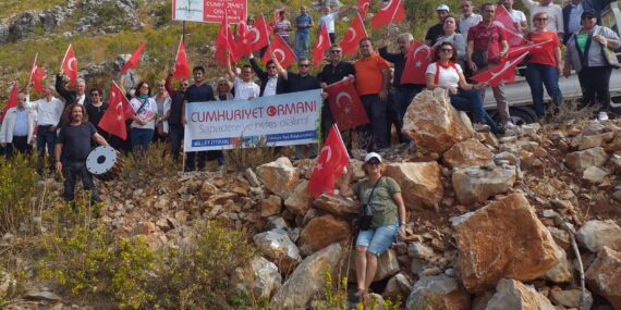 Cumhuriyet Ormanı Büyüyor
