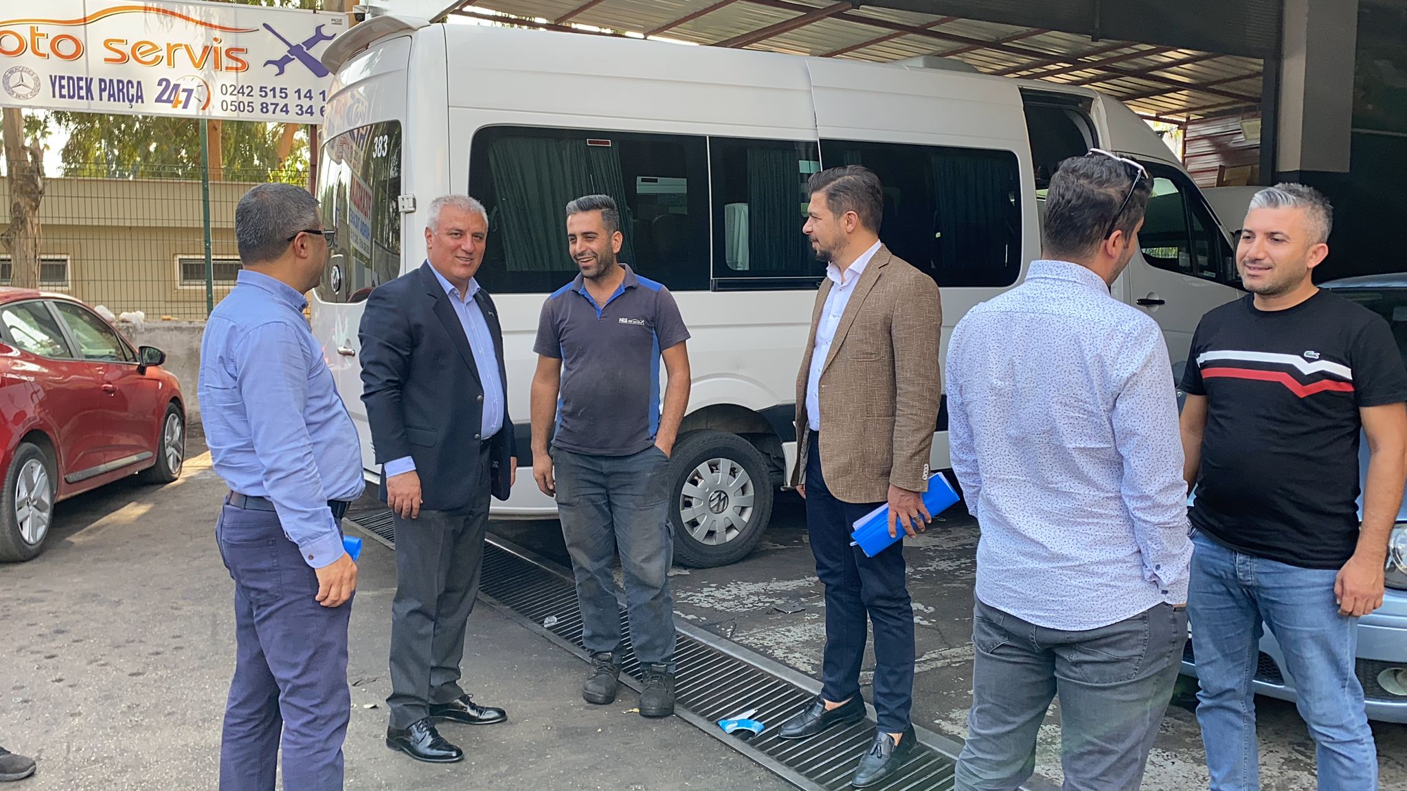 Erdem Sanayi’de iş insanlarını ziyaret etti