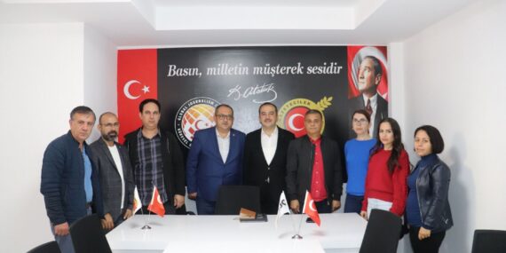 Toksöz, “Siyaset gerilimden besleniyor”