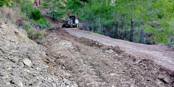 ALANYA BELEDİYESİ’NDEN KIRSAL YOLLARINDA YOĞUN MESAİ