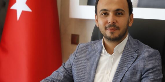 BAŞKAN TOKLU’DAN MÜJDE! BİNLERCE ÖĞRENCİ ANTALYA’YA GİTMEK ZORUNDA KALMAYACAK