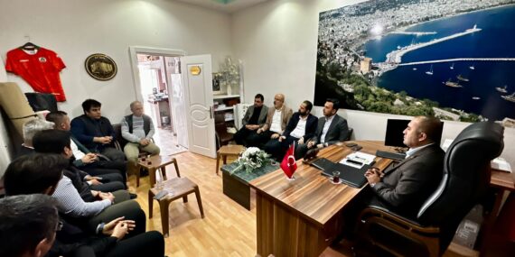 AK PARTİ’DEN HEMŞEHRİ DERNEKLERİNE GEÇMİŞ OLSUN ZİYARETİ