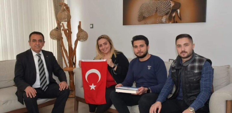 SÜMBÜL ŞEHİT AİLELERİNE ZİYARETTE BULUNDU