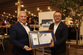 73b00366-c893-4296-97a9-d49d3eb382af