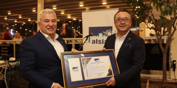 MEHMET ŞAHİN’ E BÜYÜK ONUR