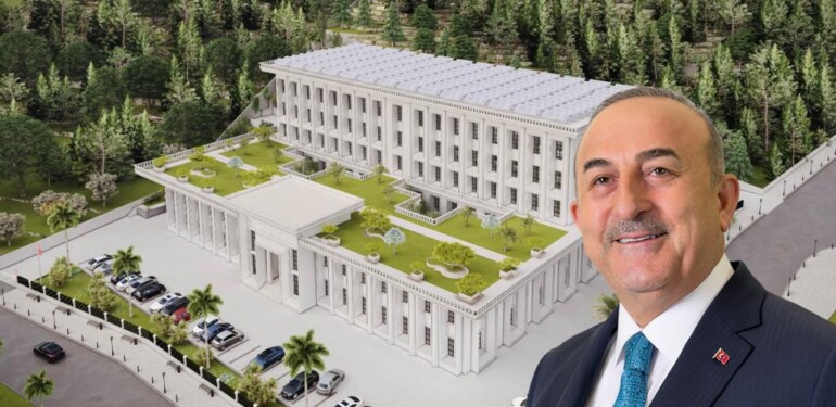 HÜKÜMET KONAĞI İHALEYE AÇILIYOR