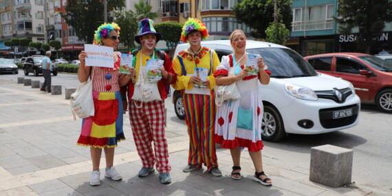 ALANYA BELEDİYESİ’NDEN SÜRÜCÜLERİN ÇEVRE DUYARLILIĞINI ARTTIRACAK PROJE ‘ÇÖPÜNÜ ÇÖPE AT ALANYA’YA DEĞER KAT’  