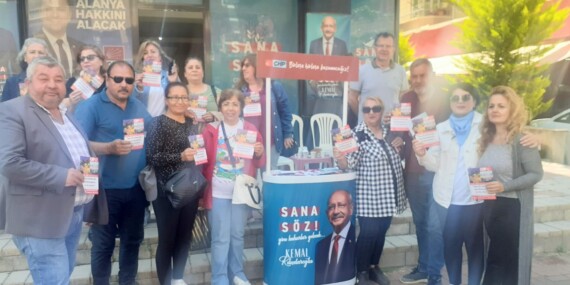 CHP’Lİ KADINLARDAN İLÇE ÇALIŞMASI
