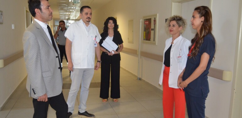 BAŞHEKİM GÜLER, HASTANEDE İNCELEMELERDE BULUNDU.