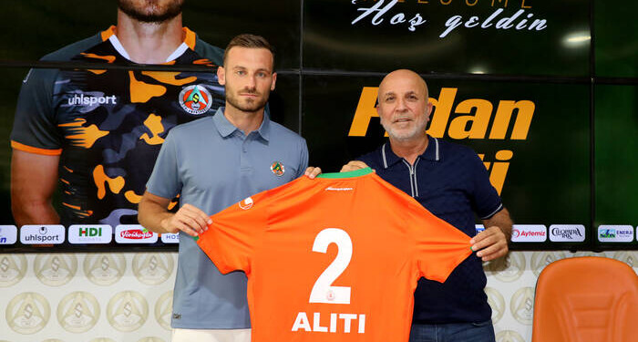 Fidan Aliti Corendon Alanyaspor’da