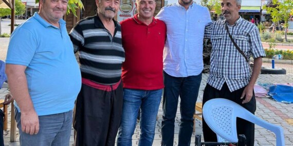 Toklu Çayarası yaylasında esnafları ziyaret etti