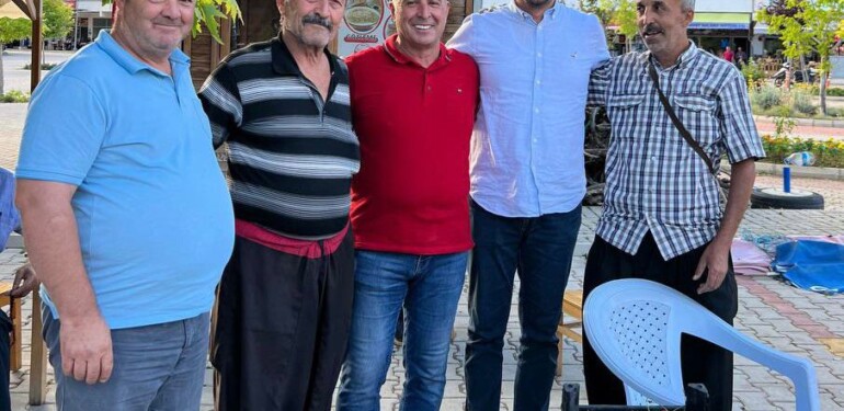 Toklu Çayarası yaylasında esnafları ziyaret etti