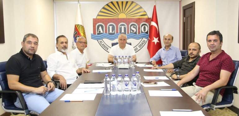 ERDEM: “DÖVİZ KAZANDIRAN TESİSLER DE 5 PUANLIK İNDİRİMDEN FAYDALANSIN’