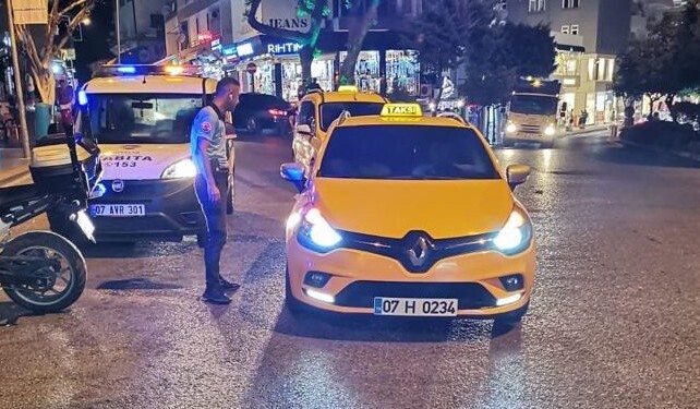 ALANYA’DA TAKSİ VE HALK OTOBÜSLERİ DENETLENDİ