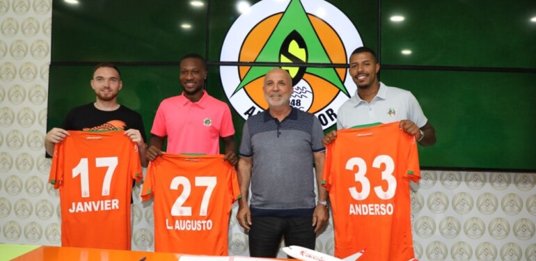 ALANYASPOR’DA SAMBA RÜZGARI! 3 BREZİLYALI İMZAYI ATTI