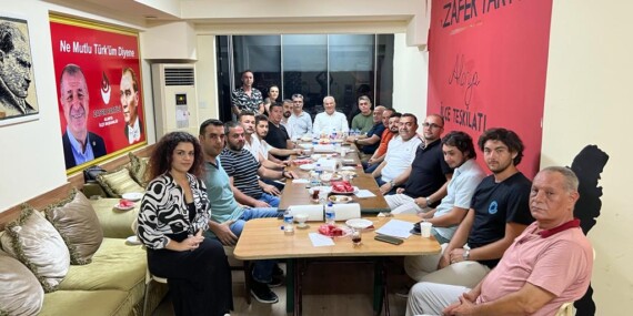 MEHMET ŞAHİN’DEN ZAFER PARTİSİ’NE ZİYARET