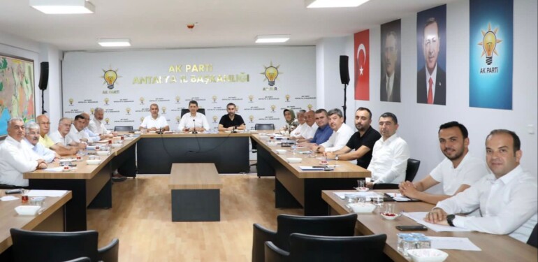 AK PARTİ’DE GÜNDEM YEREL SEÇİM