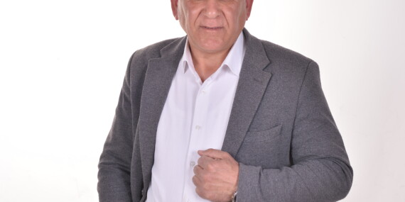 SÖNMEZ HALKIN ARASINDA