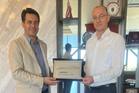 aselsan_dan_refik_ozdemir_e_plaket_h35053_51967