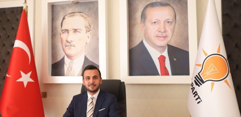 TOKLU ADAYLIK İÇİN İSTİFA ETTİ 
