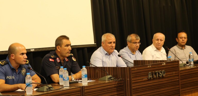 SAFARİCİLERİN SORUNLARI ALTSO’DA KONUŞULDU