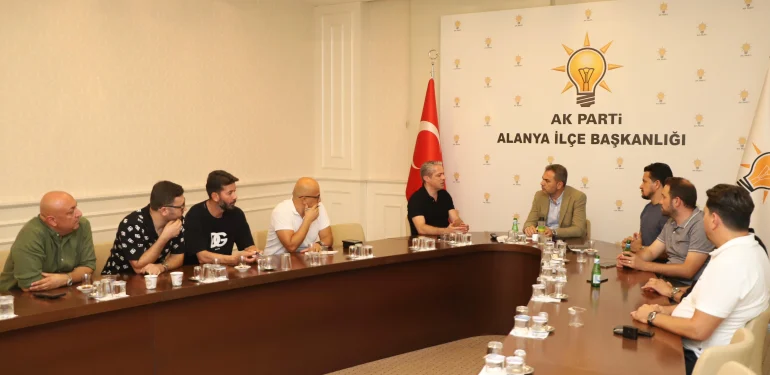 EMLAK VE İNŞAATÇILAR AYAĞA KALKTI