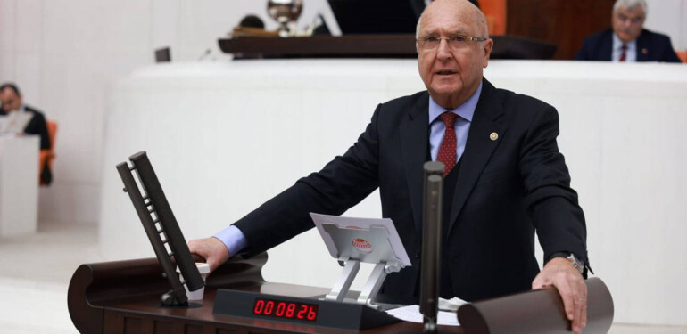 İYİ PARTİ’DE ŞOK İSTİFA! NEDENİ…