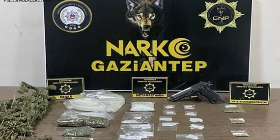 Gaziantep’te Sokak Satıcılarına Operasyon! 14 Zanlı Tutuklandı