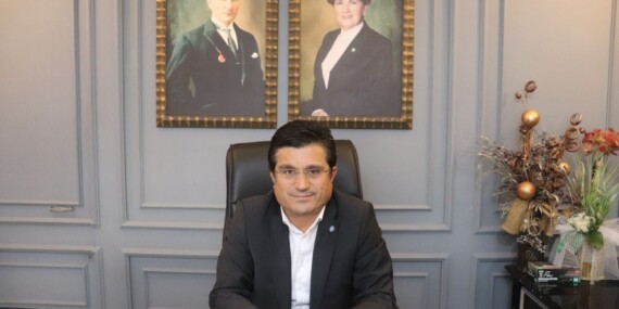 BAHÇE “YÜCEL MUHTARLARI TATİLE GÖTÜRMÜŞ”