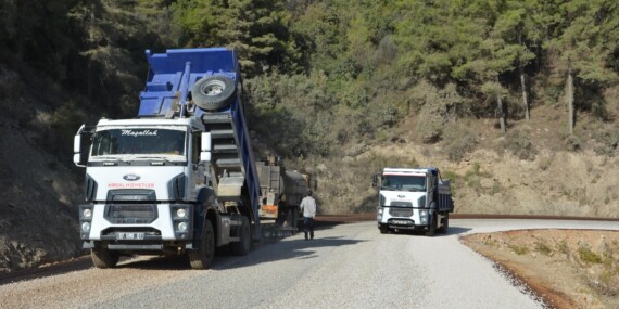 KATI ATIK TESİSİ YOLU ASFALTLANDI.