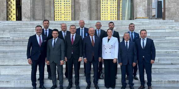 AK PARTİ ALANYA’DAN GENEL MERKEZ ÇIKARMASI