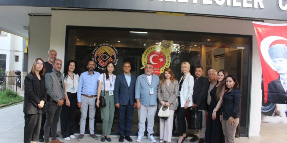 WARP VAKFI DİREKTÖRÜ KLEİN VE RUS GAZETECİLERDEN ALGC’YE ZİYARET