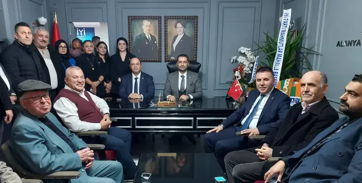 NAZMİ YÜKSEL RESMEN İYİ PARTİ’DE