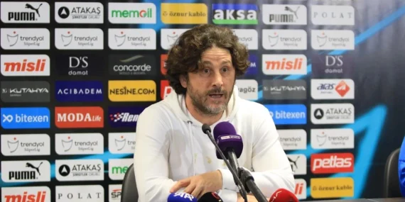 Fatih Tekke: “Galibiyeti hak eden bir Alanyaspor vardı”